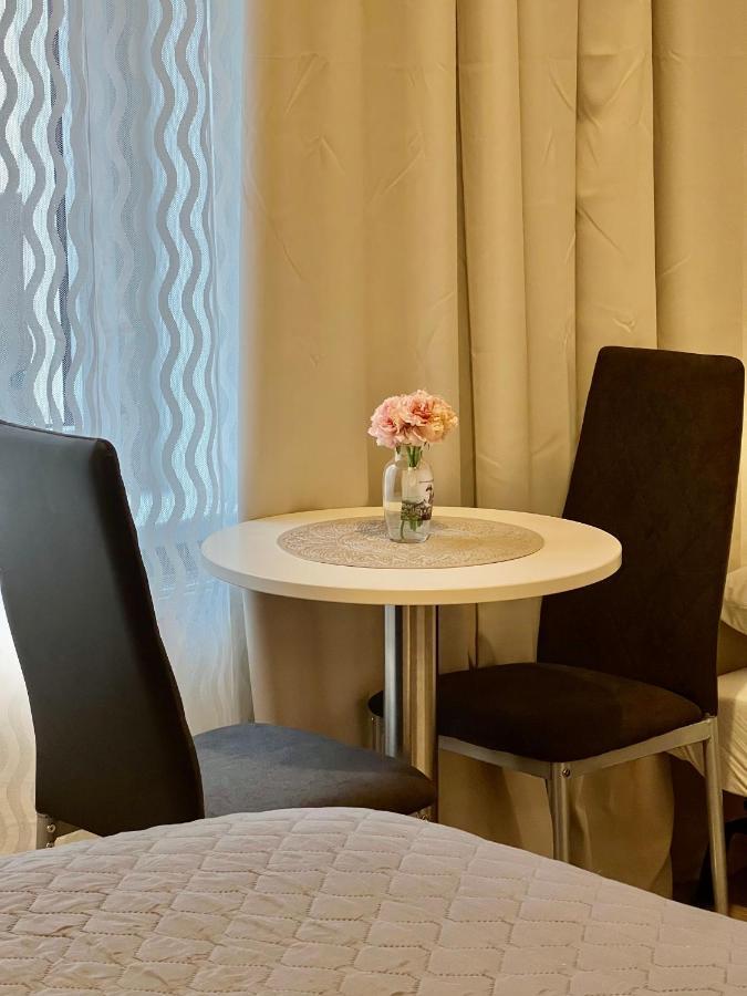 Maria Apartment Liben Prag Dış mekan fotoğraf