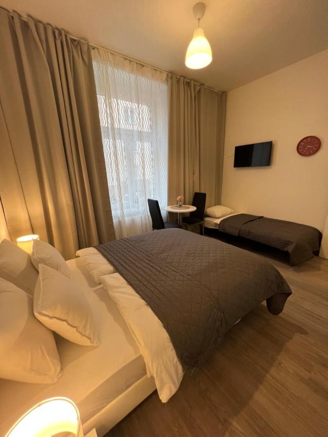 Maria Apartment Liben Prag Dış mekan fotoğraf